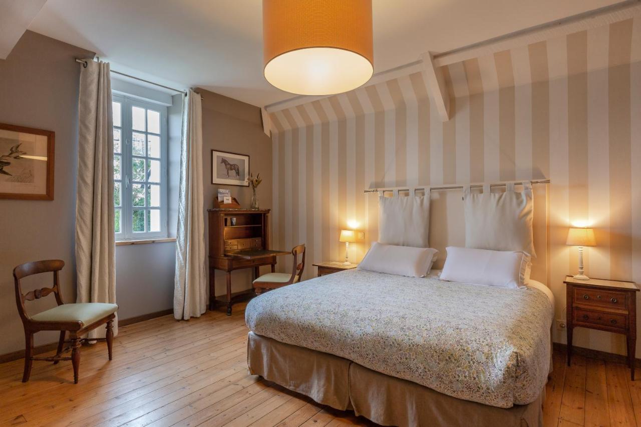 Clerval Maison D'Hotes Et Gites Dragey Esterno foto